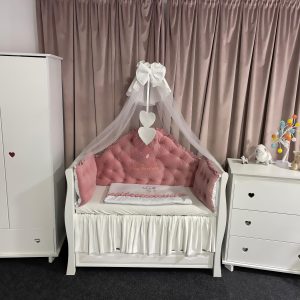 Set Regal Pink pentru pătuț – 11 piese din catifea moale și bumbac natural, personalizabil, premium pentru bebeluși – PeppiBambini