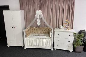 Set Regal Catifea Beige pentru pătuț – 11 piese din catifea moale și bumbac natural, personalizabil, premium pentru bebeluși – PeppiBambini