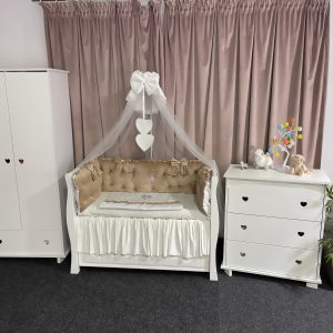 Set Regal Catifea Beige pentru pătuț – 11 piese din catifea moale și bumbac natural, personalizabil, premium pentru bebeluși – PeppiBambini