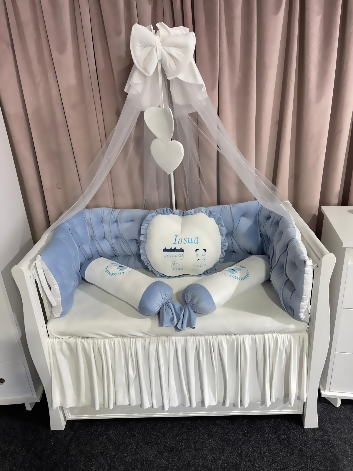 Set 11 piese Regal Catifea Blue – lenjerie pătuț premium, personalizabilă, din catifea albastru regal pentru bebeluși – PeppiBambini - imagine 3