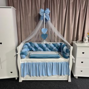 Set premium de lenjerie pentru pătuț – 11 piese din catifea albastră cu laterale împletite, personalizabil, ultra-moale – PeppiBambini